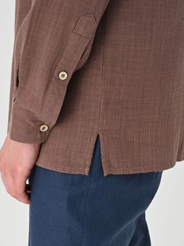Coupe regular Chemise Antioch en marron