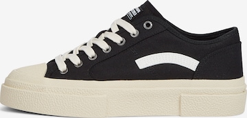 Baskets basses ' ' G-STAR en noir : devant