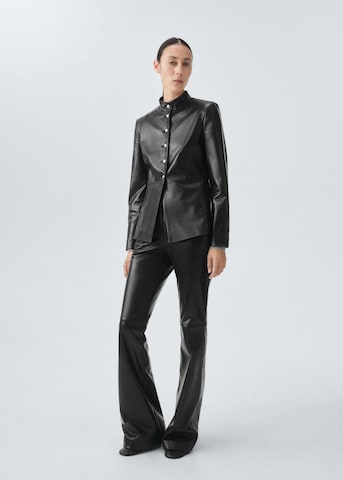 MANGO Flared Hose in Schwarz