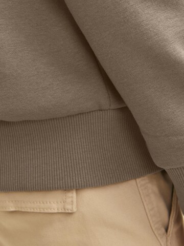 Jack & Jones Junior Sweatshirt in Bruin