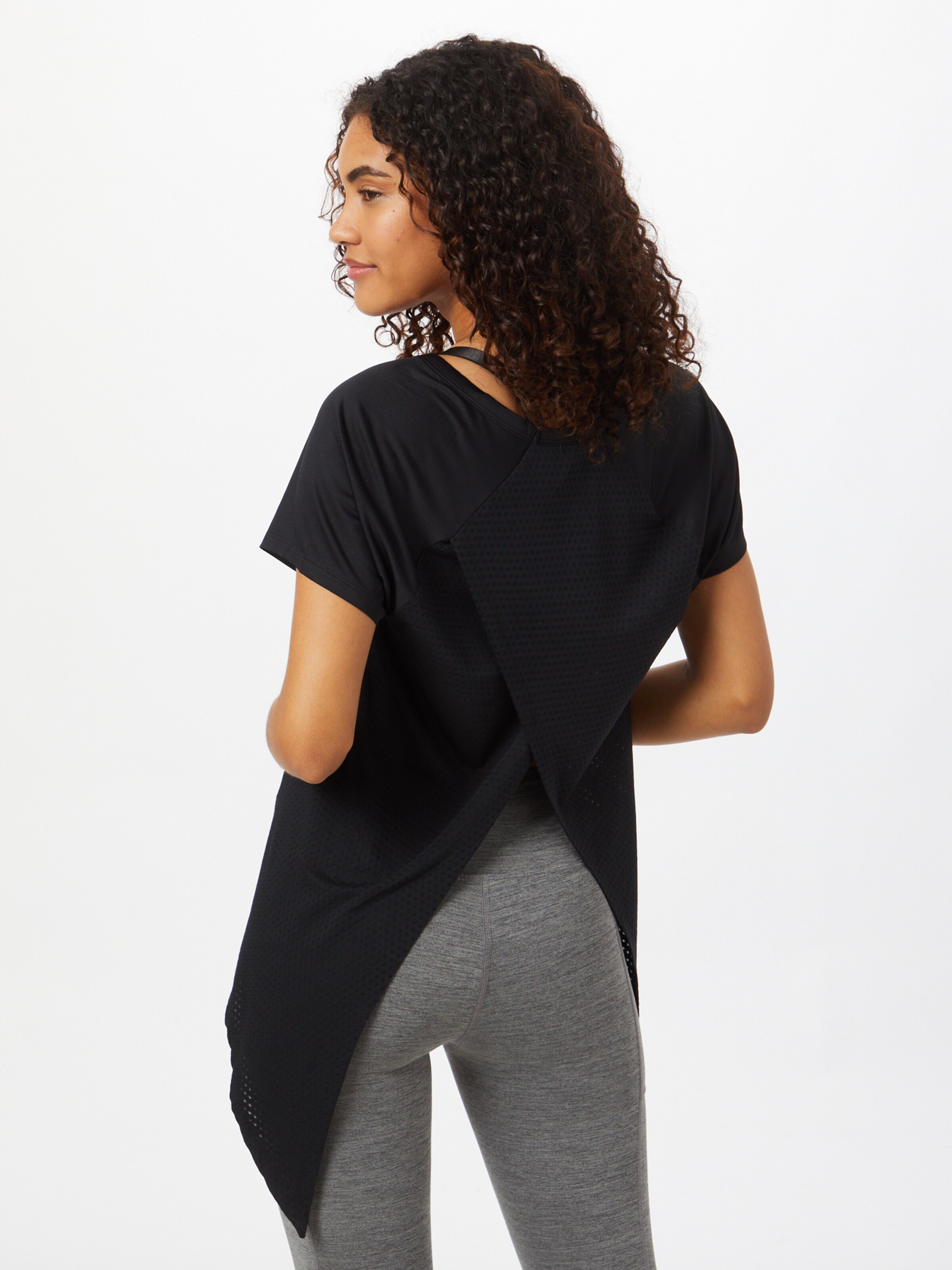 Frauen Sportarten Marika Sportshirt 'MARI' in Schwarz - US63537 Frauen Sportarten Marika Sportshirt 'MARI' in Schwarz - US63537