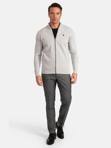 Jacey Quinn Cardigan i grå
