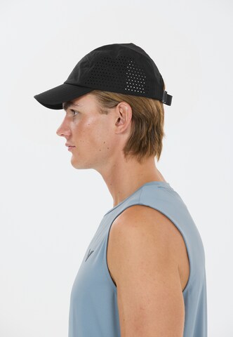 Virtus Kappe 'Gomez' in Schwarz