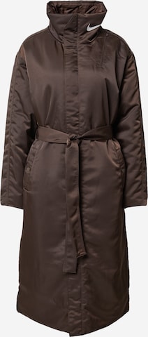 Manteau mi-saison Nike Sportswear en marron : devant