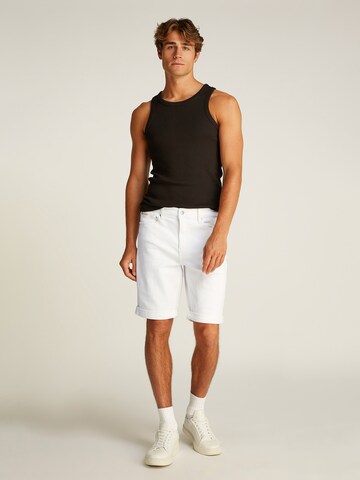 Calvin Klein Jeans - regular Vaquero en blanco