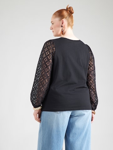 ONLY Carmakoma T-shirt 'CAREFFIE' i svart