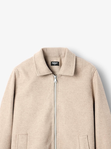 Burocs Between-Season Jacket 'Zipped' in Grey