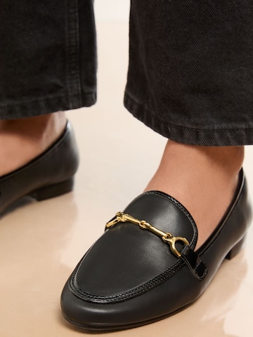 Lipsy Slipper – černá