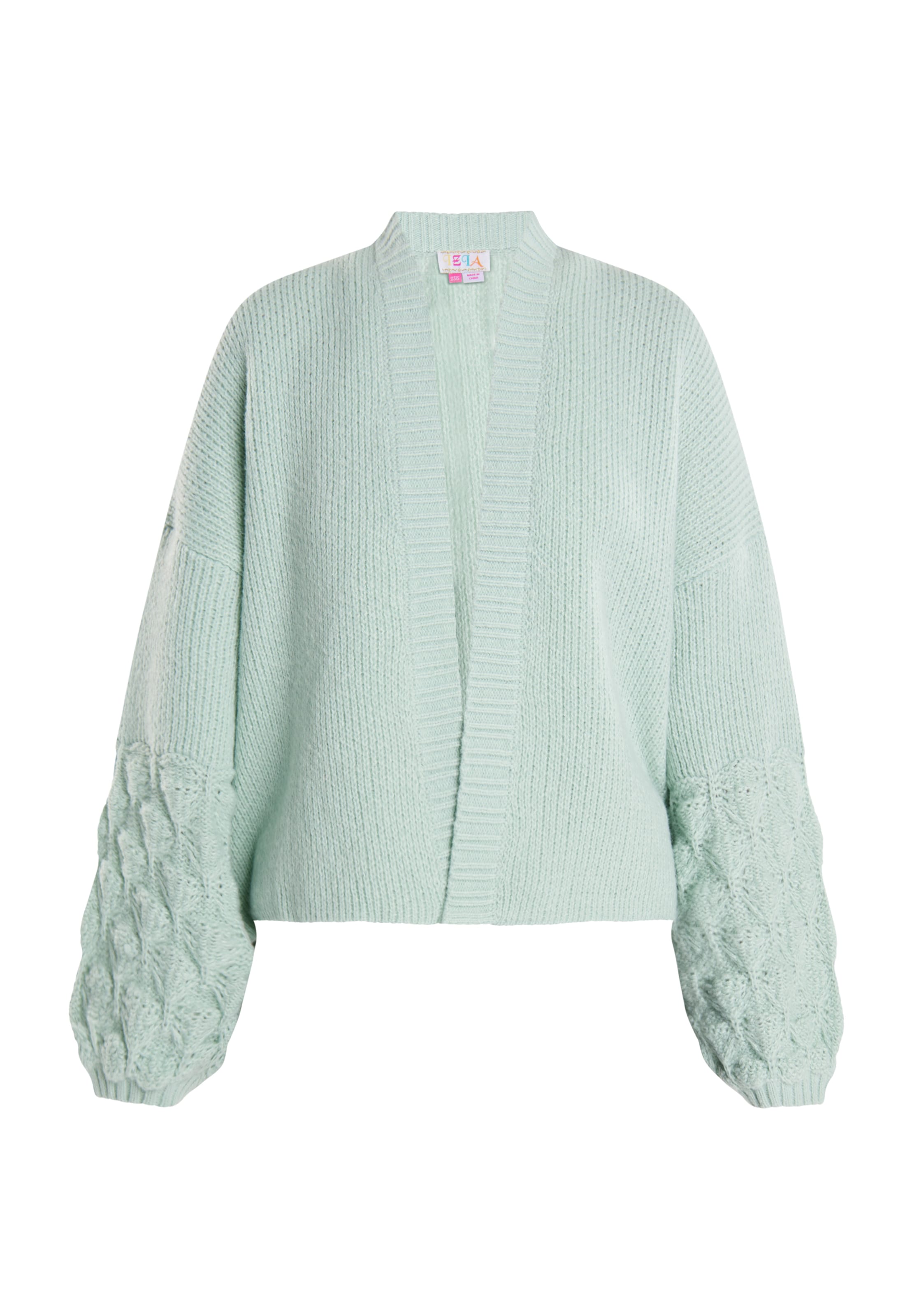 Geacă tricotată de la IZIA pe verde: față