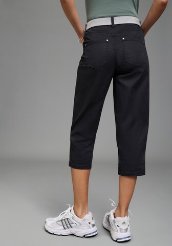LAURA SCOTT Regular Pants in Black
