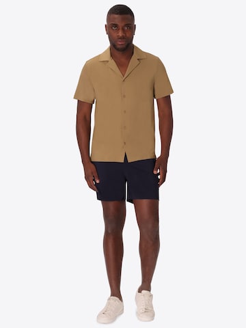 Regular fit Camicia 'High-Perform 12 Active' di Distretto12 in marrone
