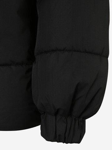 juoda Vero Moda Petite Žieminė striukė 'ELECTRA'