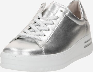 Sneaker low de la GABOR pe argintiu: față