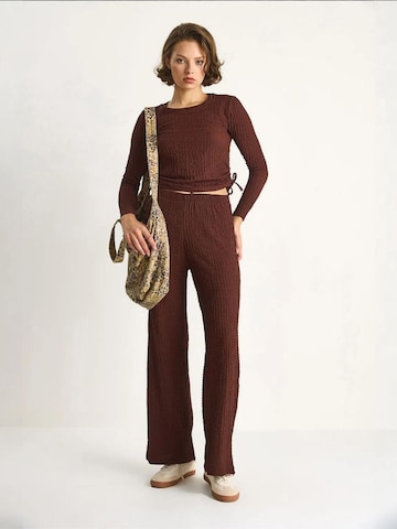 Pantalons de tailleur Bianco Lucci en marron