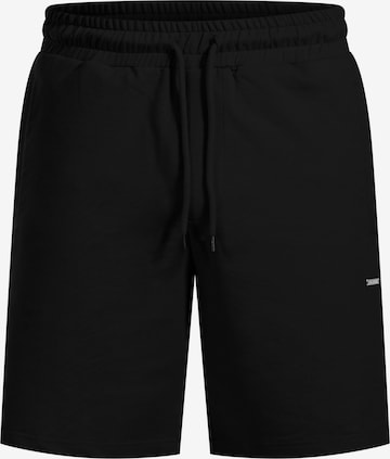 Smilodox Shorts ' Edin ' in Schwarz: Vorderseite