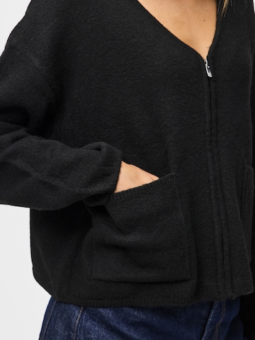 PIECES - Cárdigan 'PCJunna' en negro