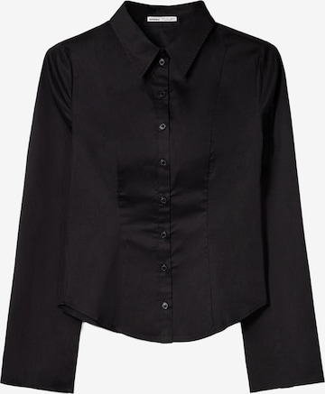 Bershka Blouse in Black: front
