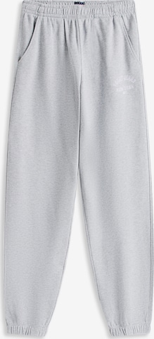 Tommy Jeans Tapered Trousers in Grey: front