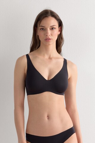 INTIMISSIMI Bralette Bra 'Greta' in Black: front