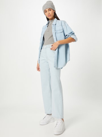 The Ragged Priest Wide Leg Jeans in Blau