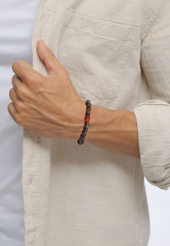 KUZZOI Armband in Bruin: voorkant