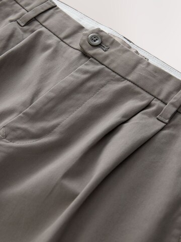 Regular Pantalon Next en gris