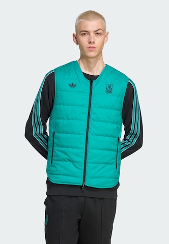 ADIDAS ORIGINALS Sportbodywarmer 'Liverpool FC Terrace Icons' in Groen: voorkant