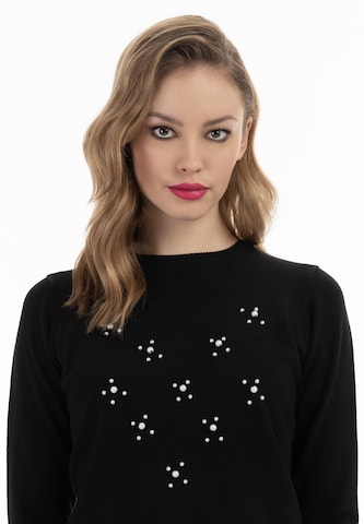 faina Sweater in Black