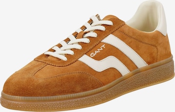 Baskets basses GANT en marron : devant