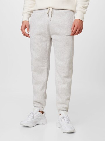 Abercrombie & Fitch Tapered Broek in Grijs: voorkant