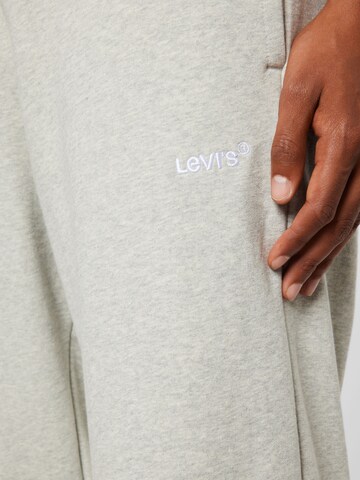 LEVI'S ® - Tapered Pantalón 'Red Tab Sweatpant' en gris