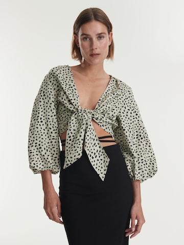 EDITED Blouse 'Tia' in Groen: voorkant