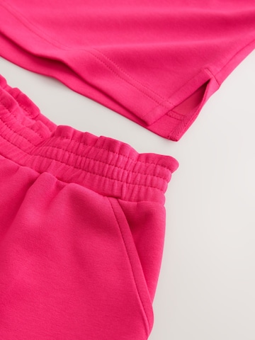 Next Set in Pink