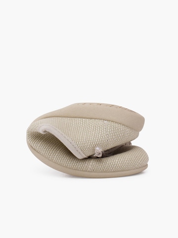 Pisamonas - Bailarina en beige