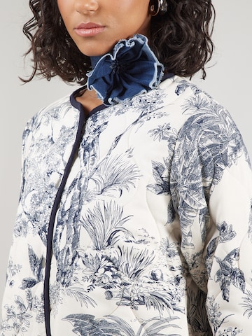 Soyaconcept Демисезонная куртка 'CARLI 3' в Синий