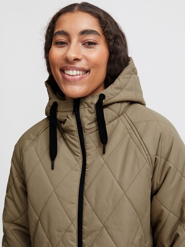 b.young - Sobretudo de inverno ' Belis ' em castanho