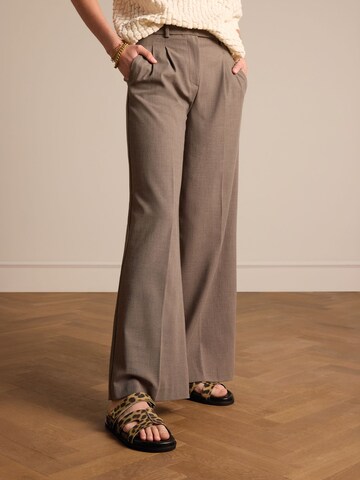 MANFIELD Muiltjes in Beige