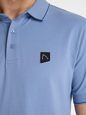 CHASIN' Poloshirt 'Jay' in Blau