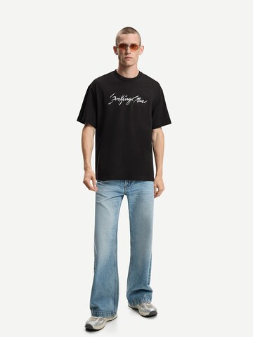 Bershka Тениска в черно