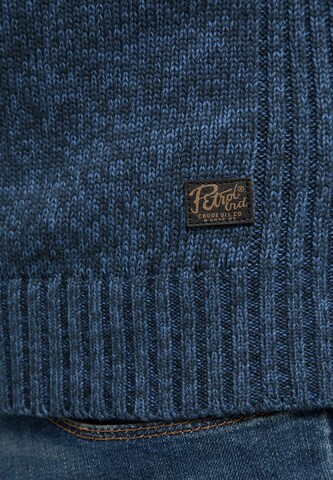 Usha Trui in Blauw
