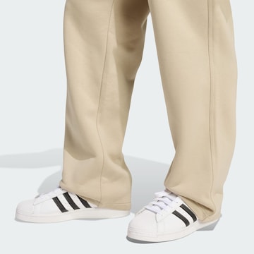 ADIDAS ORIGINALS Loosefit Broek 'Trefoil Essentials' in Beige