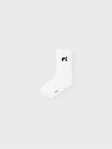 Chaussettes 'Laris' NAME IT en blanc