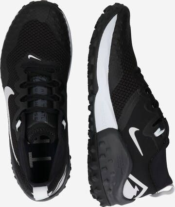 Sneaker de alergat 'Wildhorse 7' de la NIKE pe negru