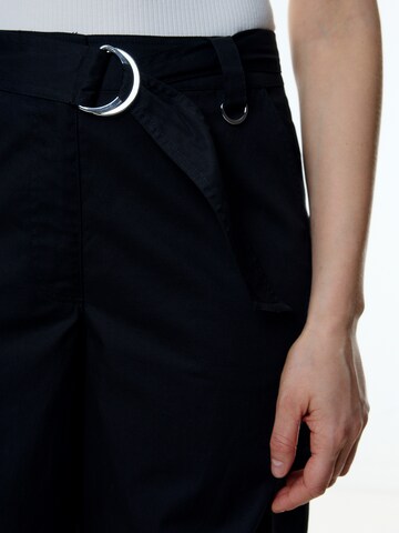 Loosefit Pantaloni cargo 'Nia' di EDITED in nero