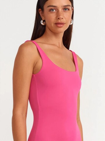 Dilvin Dress in Pink