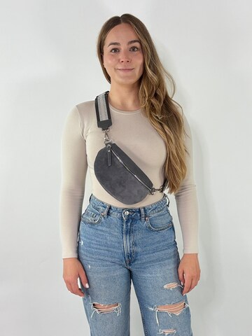 lePelou Gürteltasche 'ELVA small' in Grau