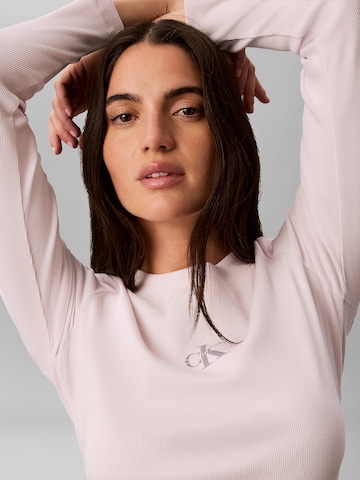 T-shirt Calvin Klein Jeans en rose