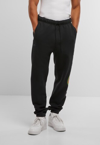 Jordan Tapered Trousers 'Why not?' in Black