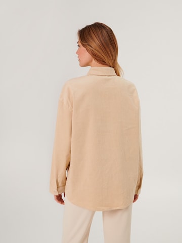 ABOUT YOU x Swalina&Linus Regular fit Button Up Shirt 'Sammy' in Beige