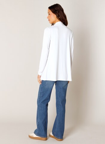 BASE LEVEL Strickjacke in Weiß
